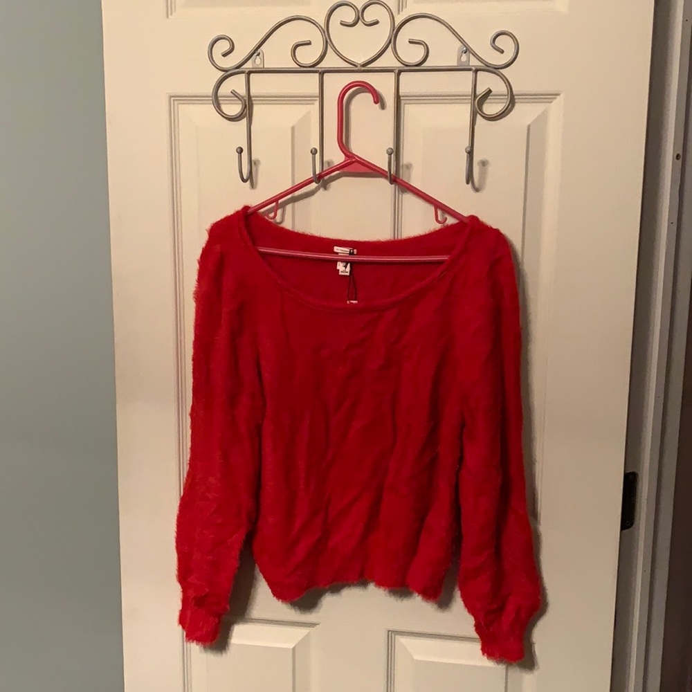 Victoria’s Secret Cropped Sweater
